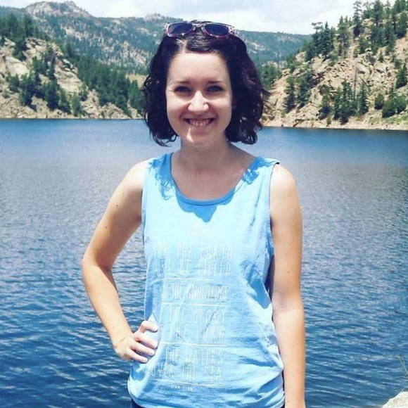 Meet your Posher, Ashley - Picture 1 of 1